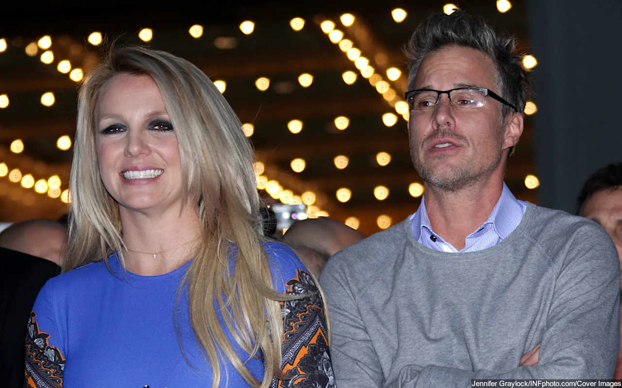 Britney Spears Spotted in Vegas Reunion with Ex-Fiancé Jason Trawick